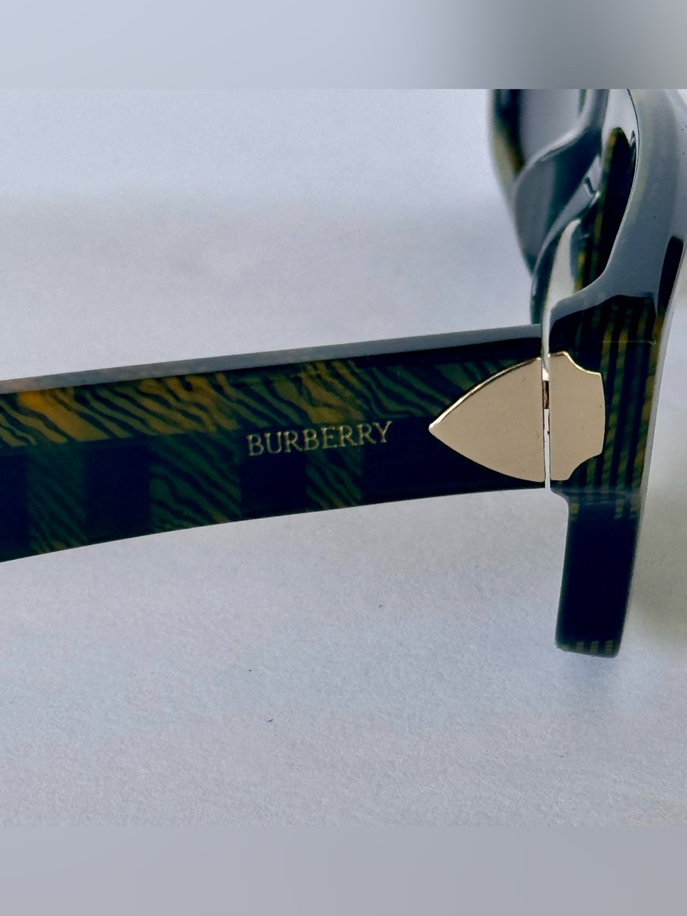 NWT Burberry BE4443F 4225/87 Check Green Rectangle Sunglasses Made in Italy - Picture 3 of 10